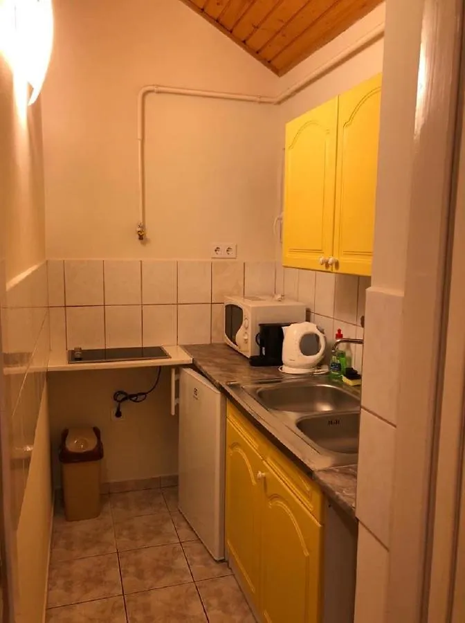 Jacint Apartman Bed & Breakfast Hajduszoboszlo Hungary